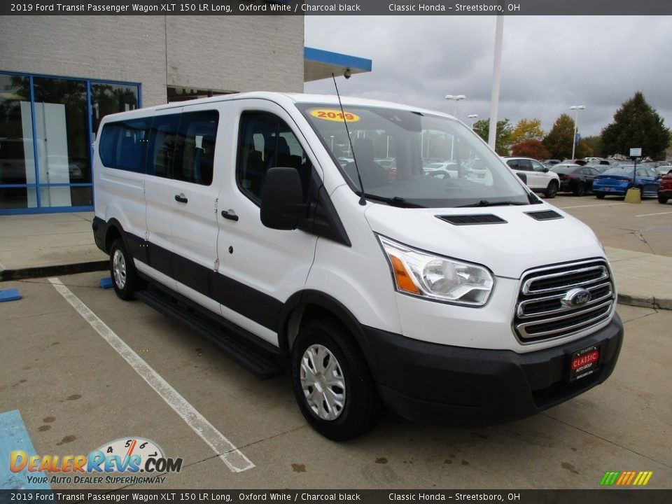 Front 3/4 View of 2019 Ford Transit Passenger Wagon XLT 150 LR Long Photo #3
