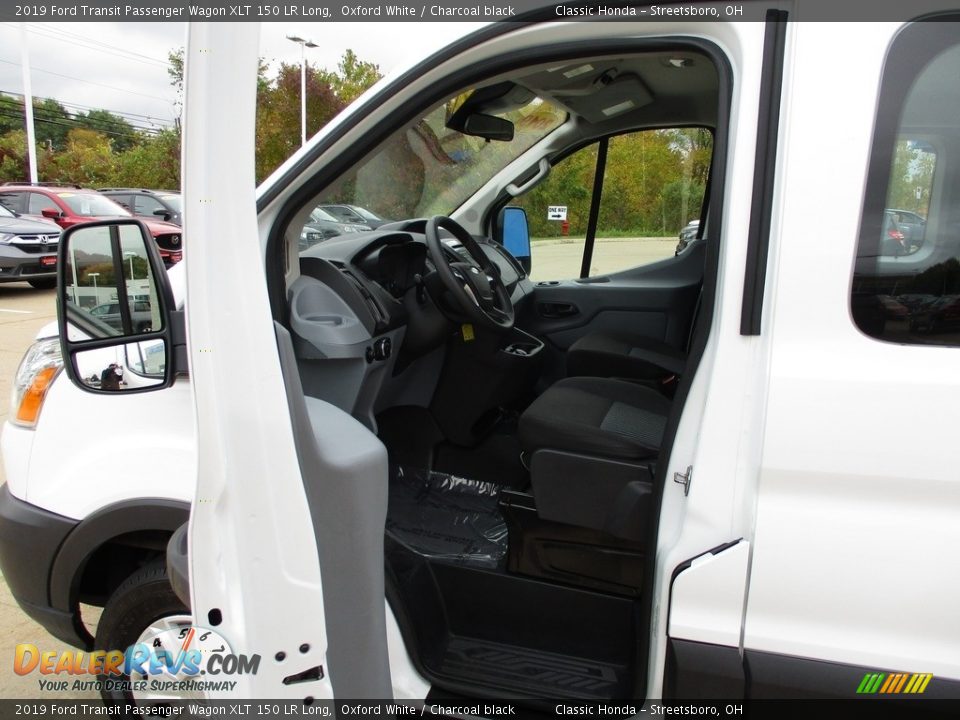 2019 Ford Transit Passenger Wagon XLT 150 LR Long Oxford White / Charcoal black Photo #24