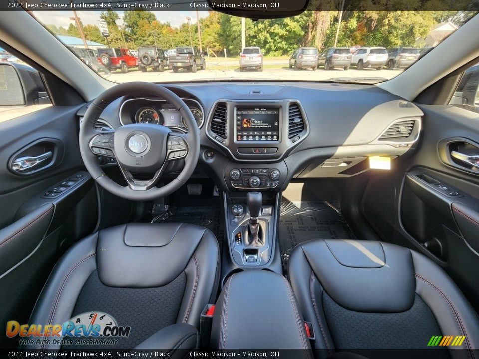 2022 Jeep Cherokee Trailhawk 4x4 Sting-Gray / Black Photo #4