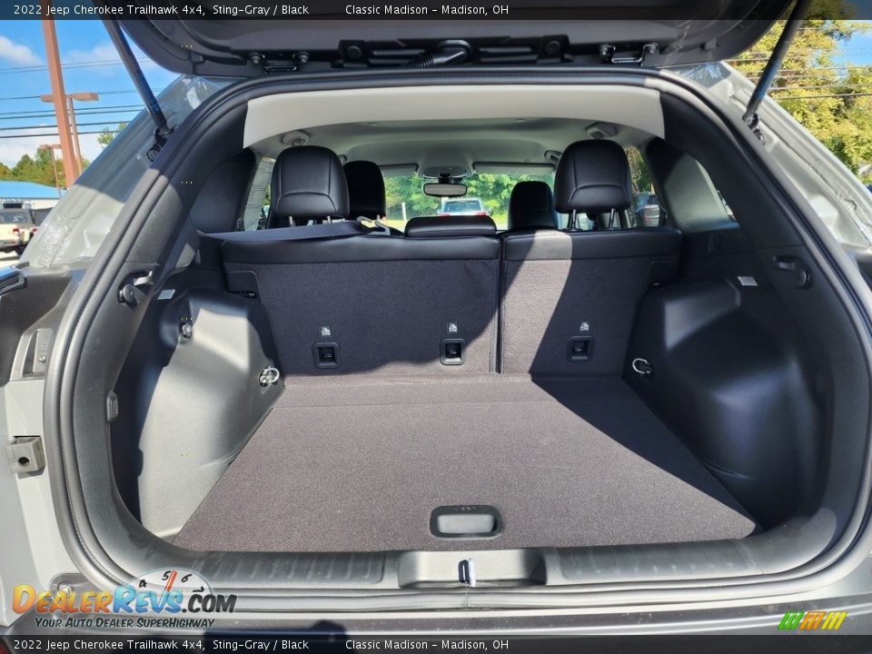 2022 Jeep Cherokee Trailhawk 4x4 Sting-Gray / Black Photo #11