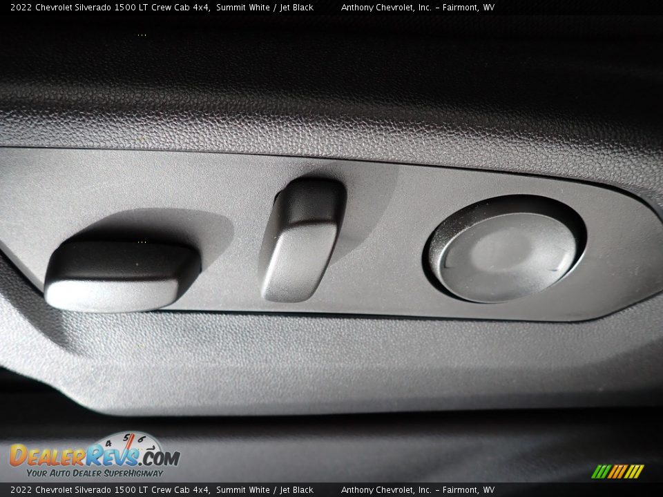 2022 Chevrolet Silverado 1500 LT Crew Cab 4x4 Summit White / Jet Black Photo #16