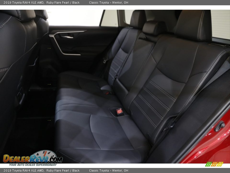 2019 Toyota RAV4 XLE AWD Ruby Flare Pearl / Black Photo #16
