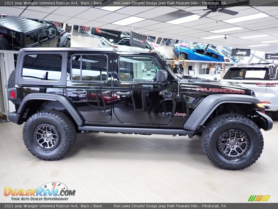 2023 Jeep Wrangler Unlimited Rubicon 4x4 Black / Black Photo #7