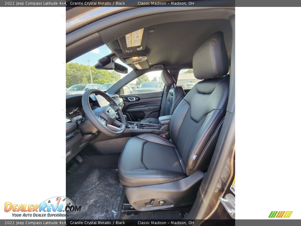 2022 Jeep Compass Latitude 4x4 Granite Crystal Metallic / Black Photo #2