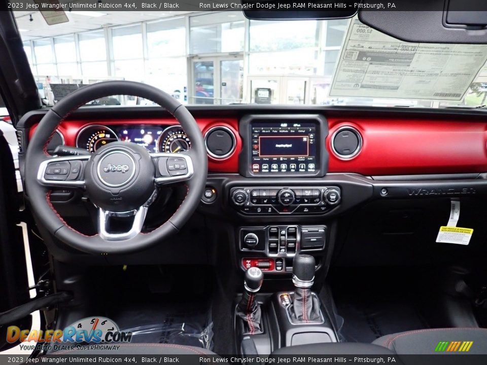 Dashboard of 2023 Jeep Wrangler Unlimited Rubicon 4x4 Photo #13