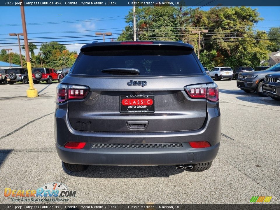 2022 Jeep Compass Latitude 4x4 Granite Crystal Metallic / Black Photo #10