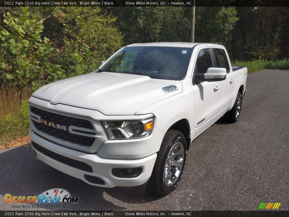 2022 Ram 1500 Big Horn Crew Cab 4x4 Bright White / Black Photo #2