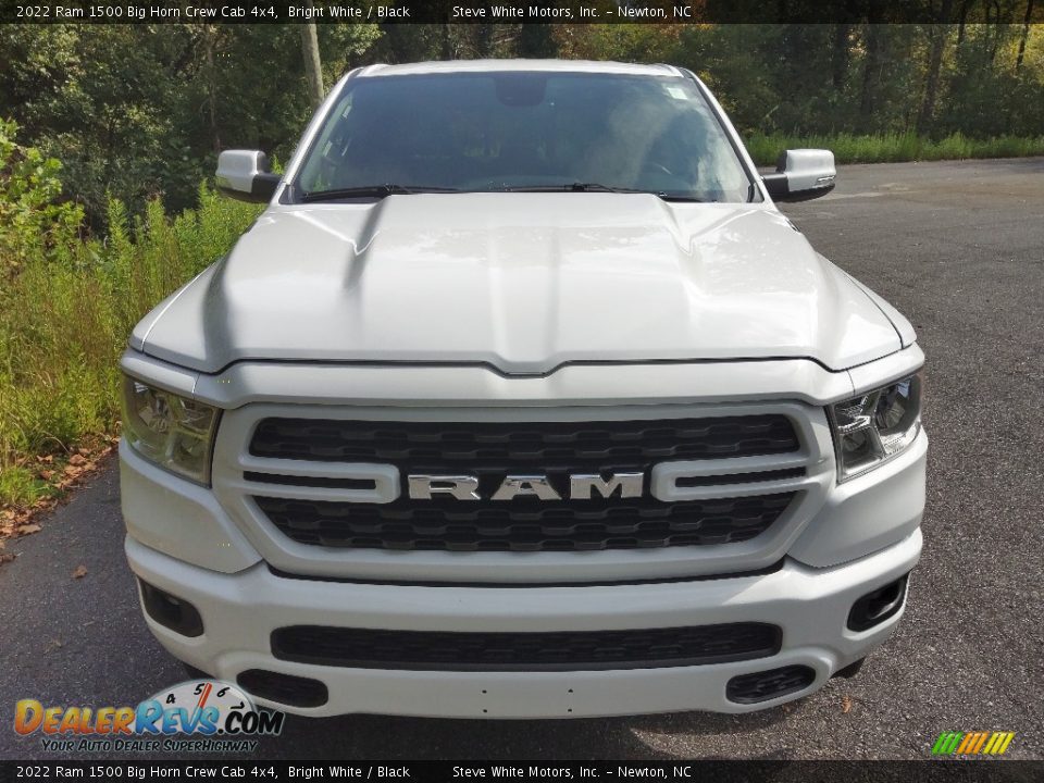 2022 Ram 1500 Big Horn Crew Cab 4x4 Bright White / Black Photo #3