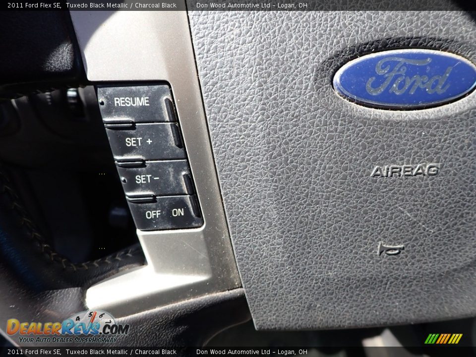 2011 Ford Flex SE Tuxedo Black Metallic / Charcoal Black Photo #7