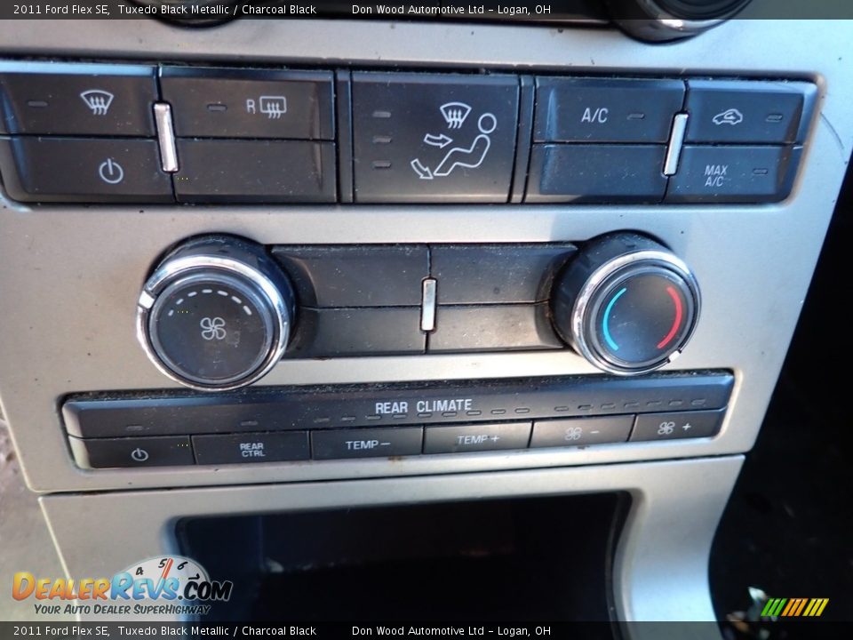 2011 Ford Flex SE Tuxedo Black Metallic / Charcoal Black Photo #11