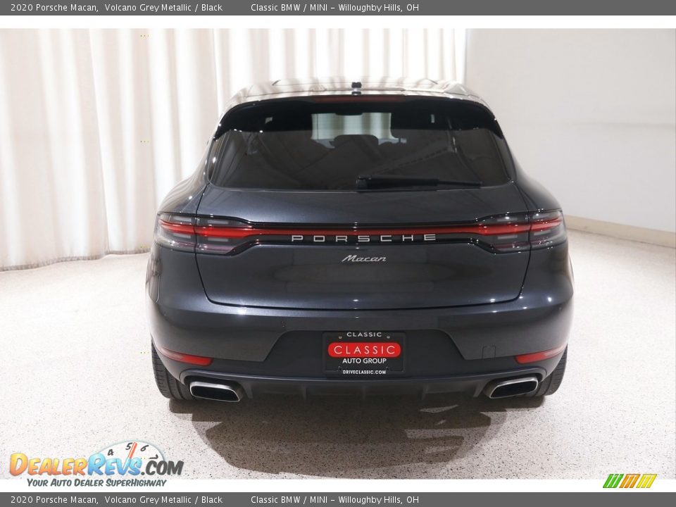 2020 Porsche Macan Volcano Grey Metallic / Black Photo #23