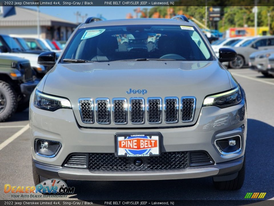 2022 Jeep Cherokee Limited 4x4 Sting-Gray / Black Photo #2