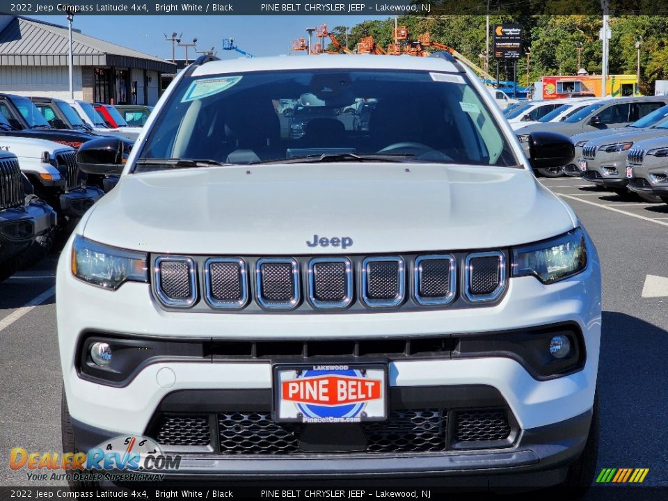 2022 Jeep Compass Latitude 4x4 Bright White / Black Photo #2