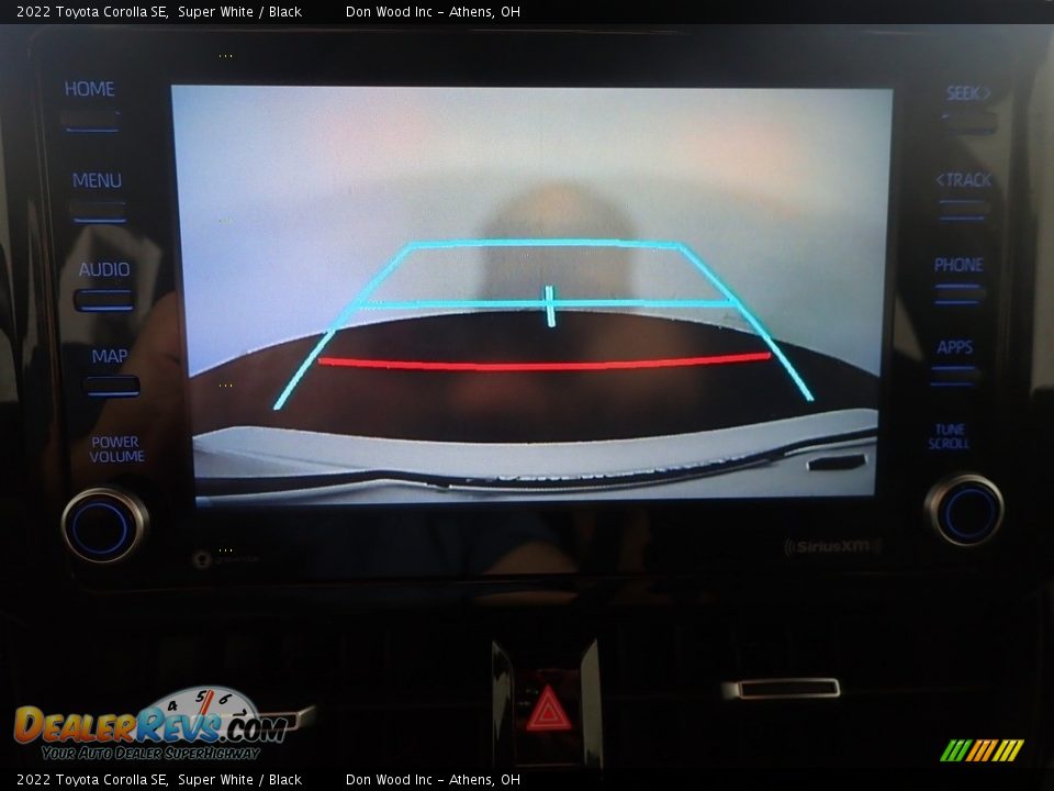 2022 Toyota Corolla SE Super White / Black Photo #3