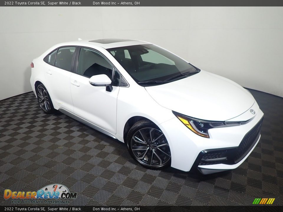 2022 Toyota Corolla SE Super White / Black Photo #4