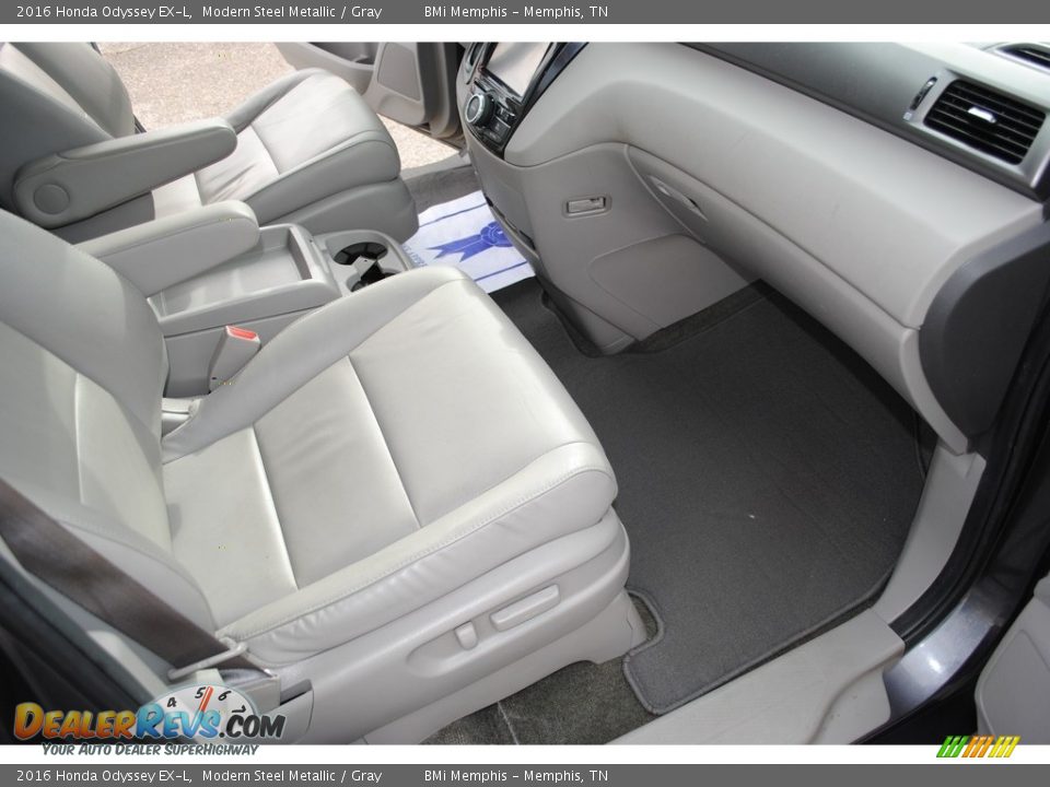 2016 Honda Odyssey EX-L Modern Steel Metallic / Gray Photo #29