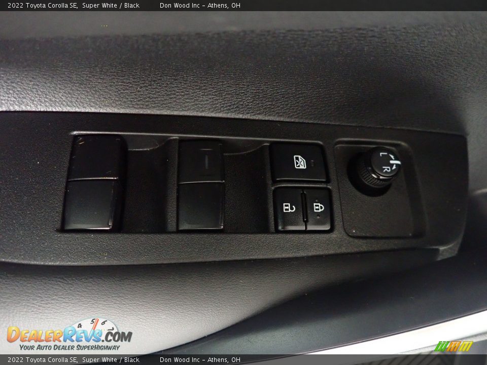 2022 Toyota Corolla SE Super White / Black Photo #18