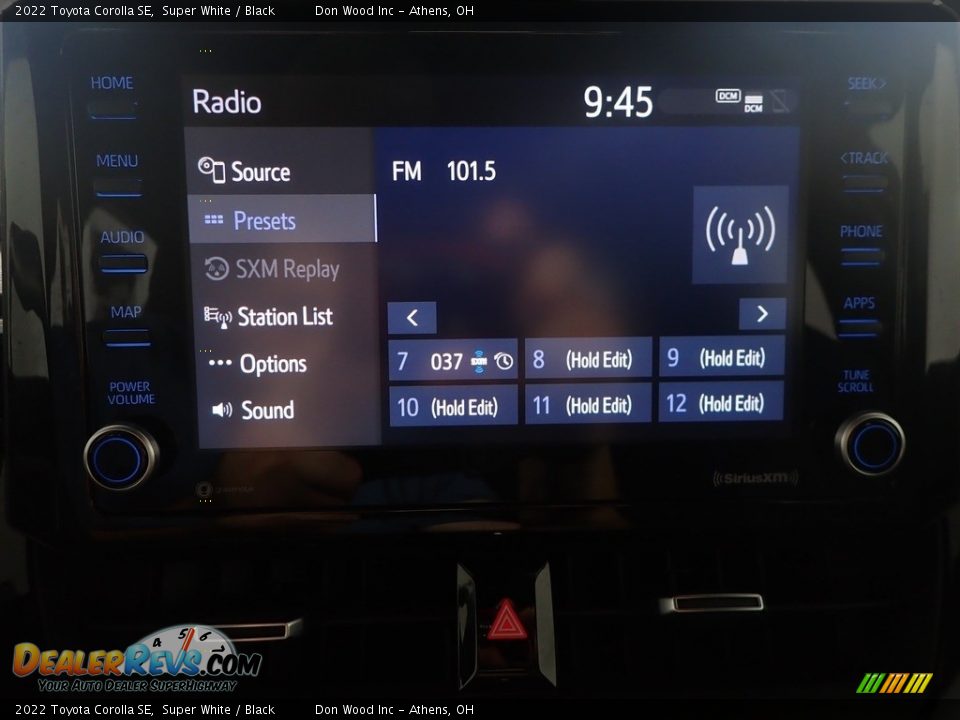 2022 Toyota Corolla SE Super White / Black Photo #23