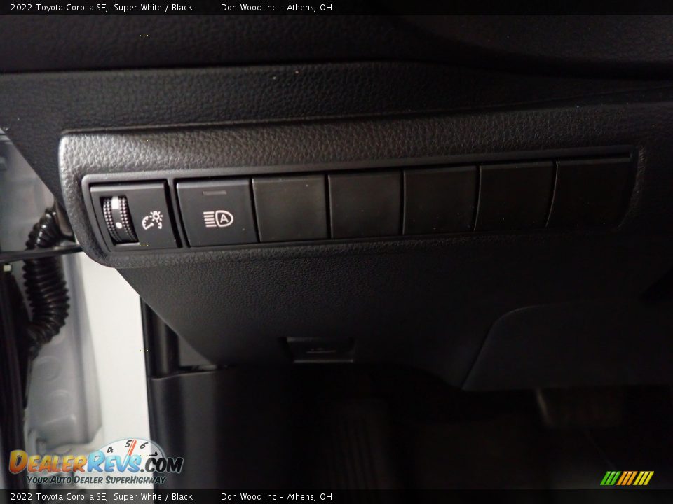 2022 Toyota Corolla SE Super White / Black Photo #28