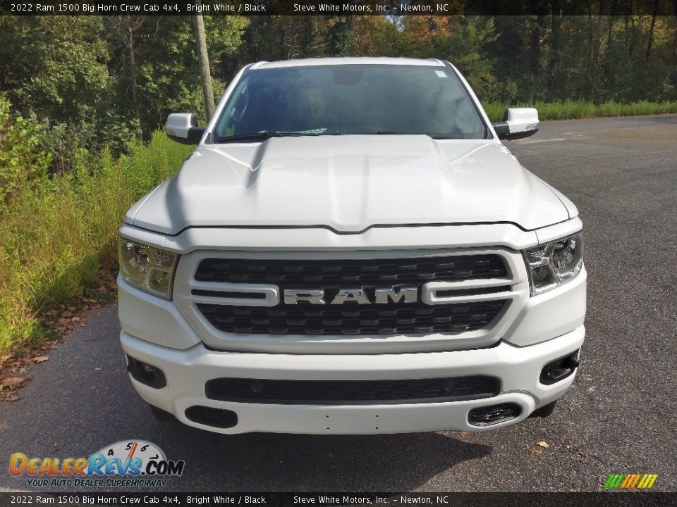 2022 Ram 1500 Big Horn Crew Cab 4x4 Bright White / Black Photo #3