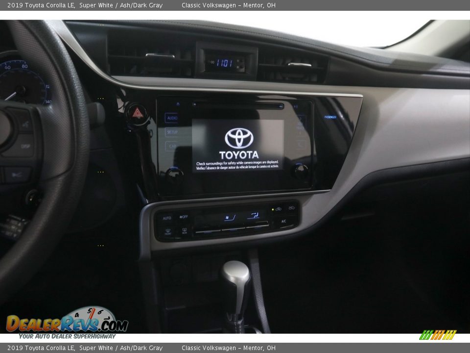 2019 Toyota Corolla LE Super White / Ash/Dark Gray Photo #9