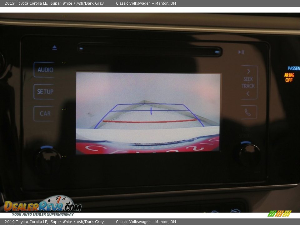 2019 Toyota Corolla LE Super White / Ash/Dark Gray Photo #12