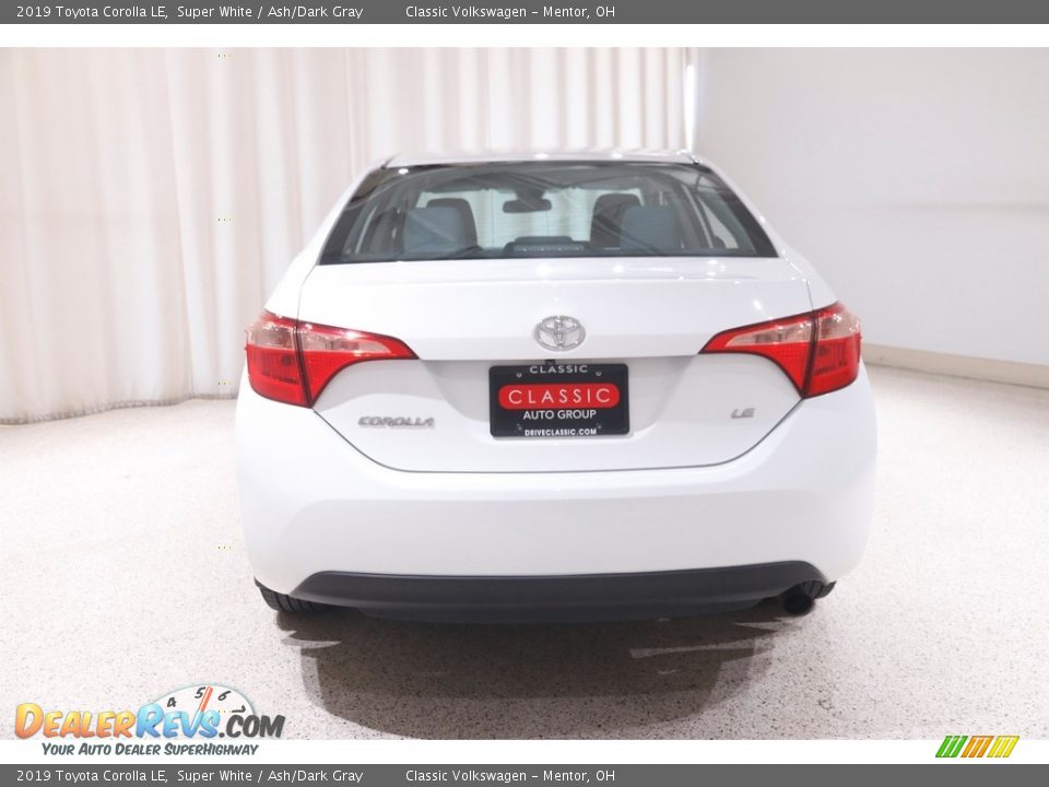 2019 Toyota Corolla LE Super White / Ash/Dark Gray Photo #17