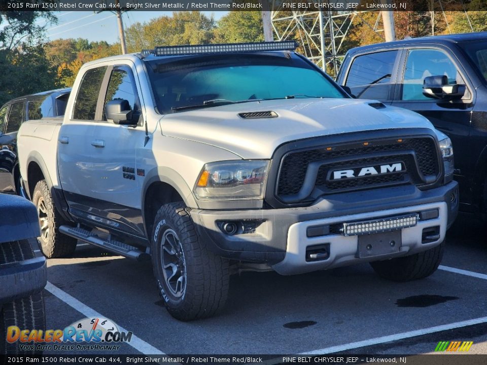 Front 3/4 View of 2015 Ram 1500 Rebel Crew Cab 4x4 Photo #4