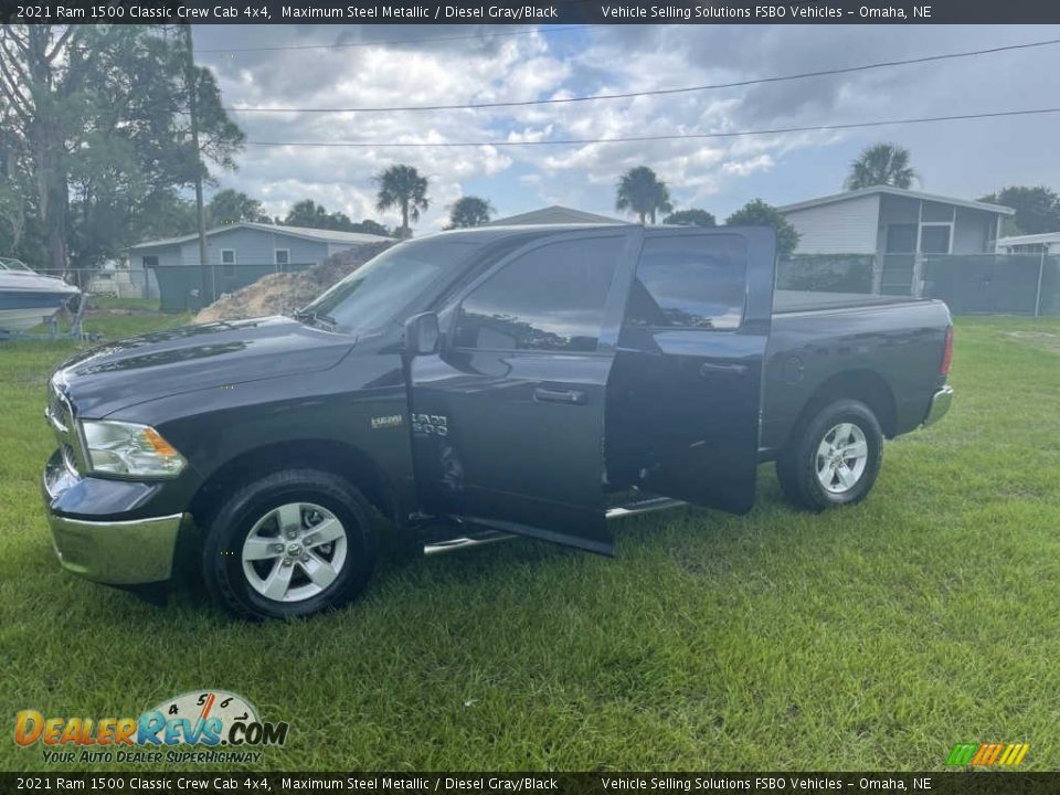 2021 Ram 1500 Classic Crew Cab 4x4 Maximum Steel Metallic / Diesel Gray/Black Photo #24