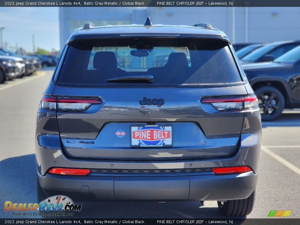 2023 Jeep Grand Cherokee L Laredo 4x4 Baltic Gray Metallic / Global Black Photo #5