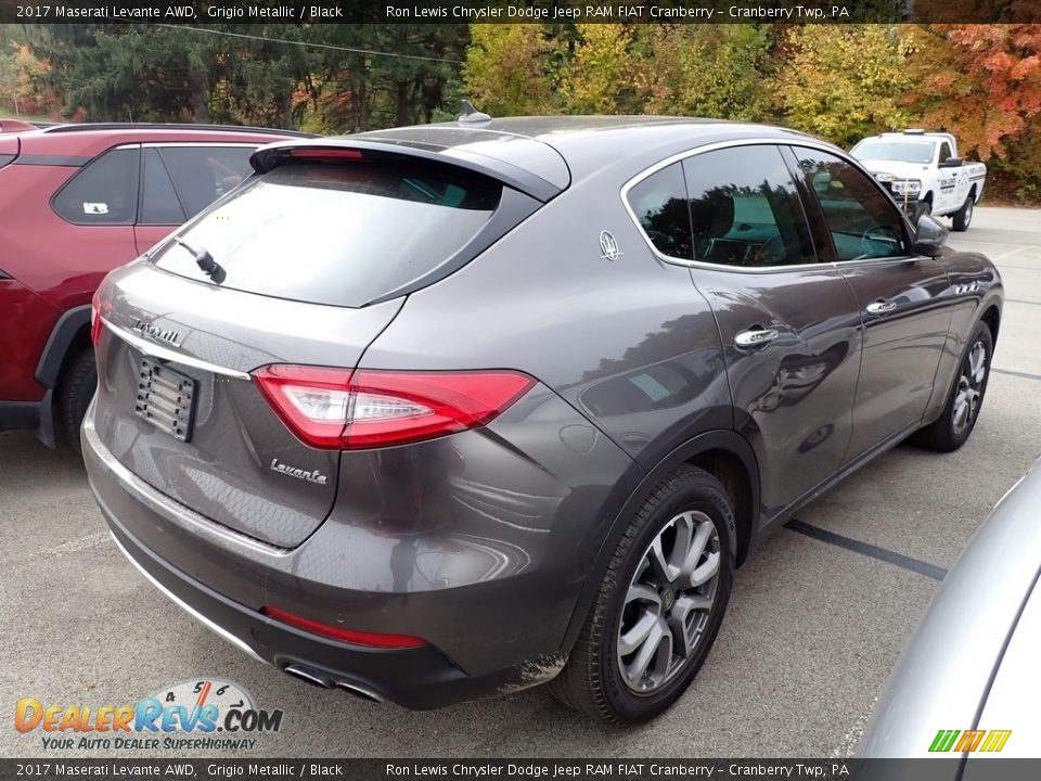 2017 Maserati Levante AWD Grigio Metallic / Black Photo #4