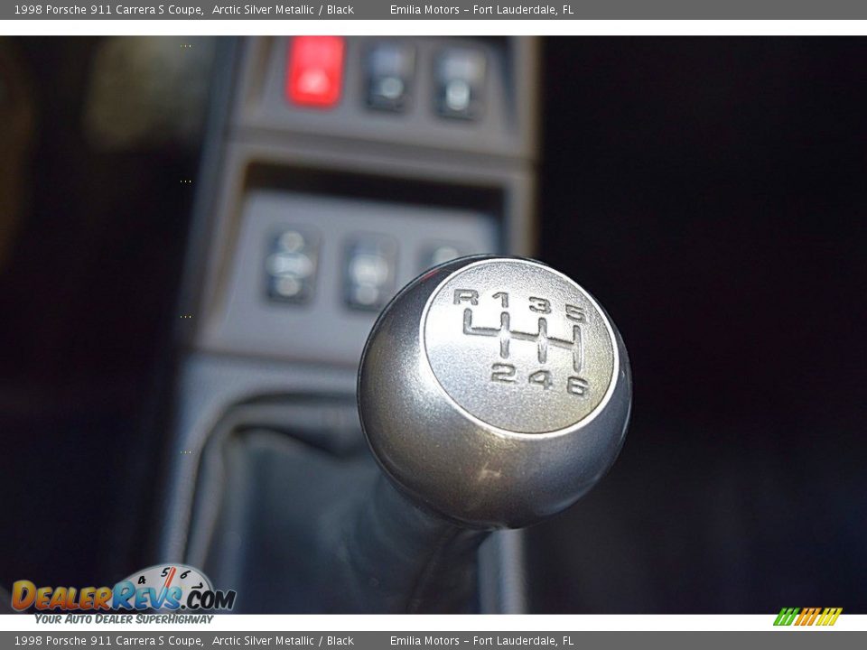 1998 Porsche 911 Carrera S Coupe Shifter Photo #42