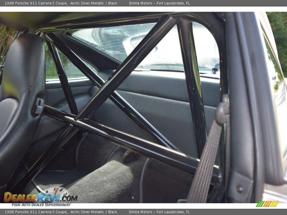 Rear Seat of 1998 Porsche 911 Carrera S Coupe Photo #51