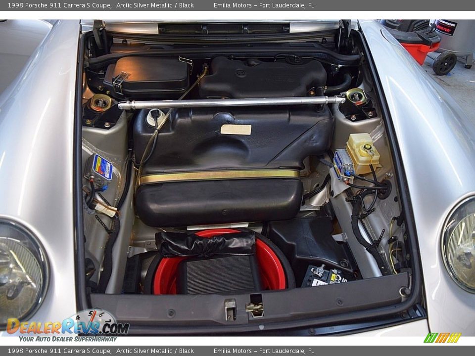 1998 Porsche 911 Carrera S Coupe Trunk Photo #55