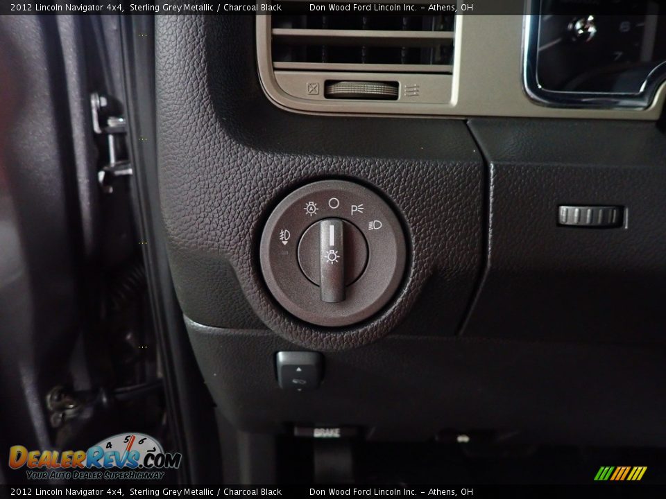 2012 Lincoln Navigator 4x4 Sterling Grey Metallic / Charcoal Black Photo #28