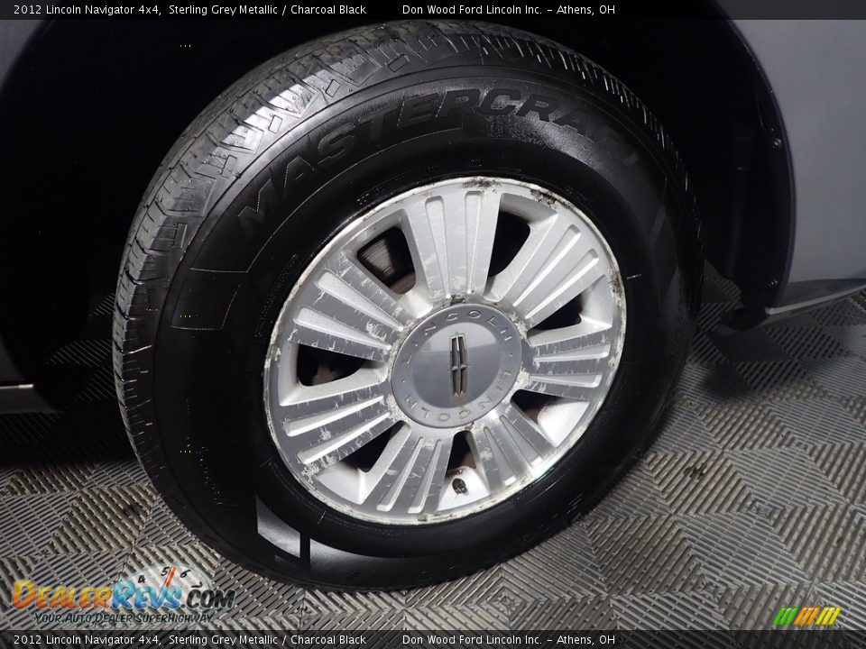 2012 Lincoln Navigator 4x4 Sterling Grey Metallic / Charcoal Black Photo #31