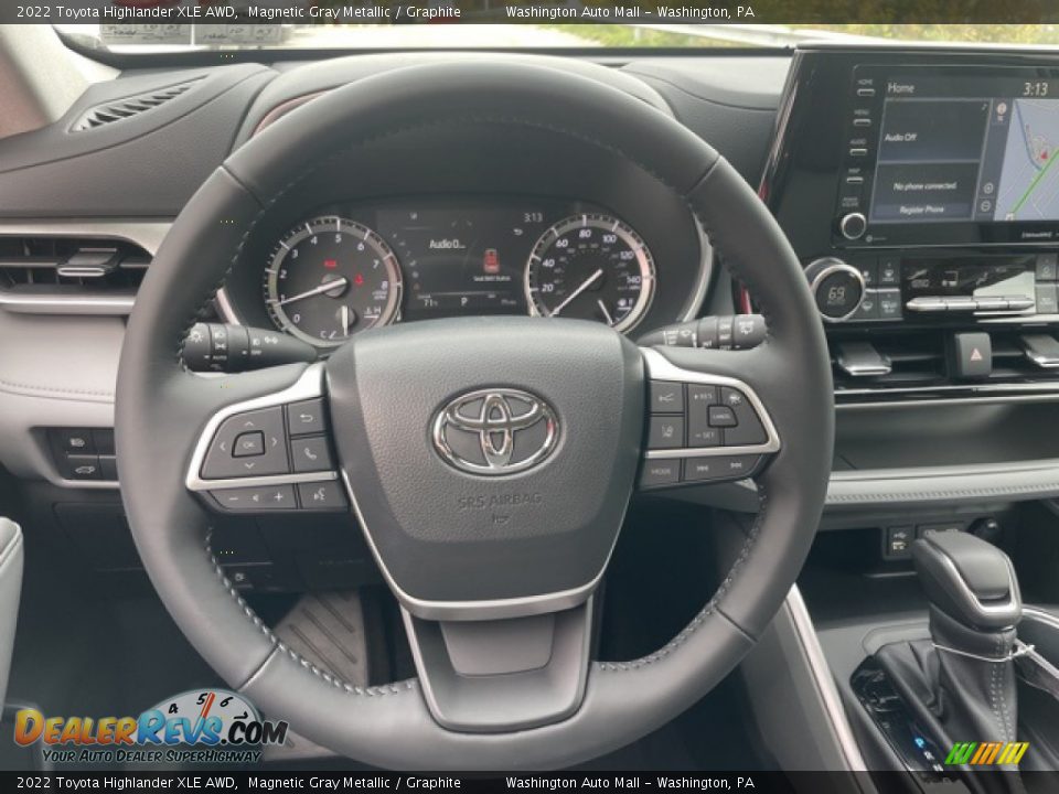 2022 Toyota Highlander XLE AWD Steering Wheel Photo #13