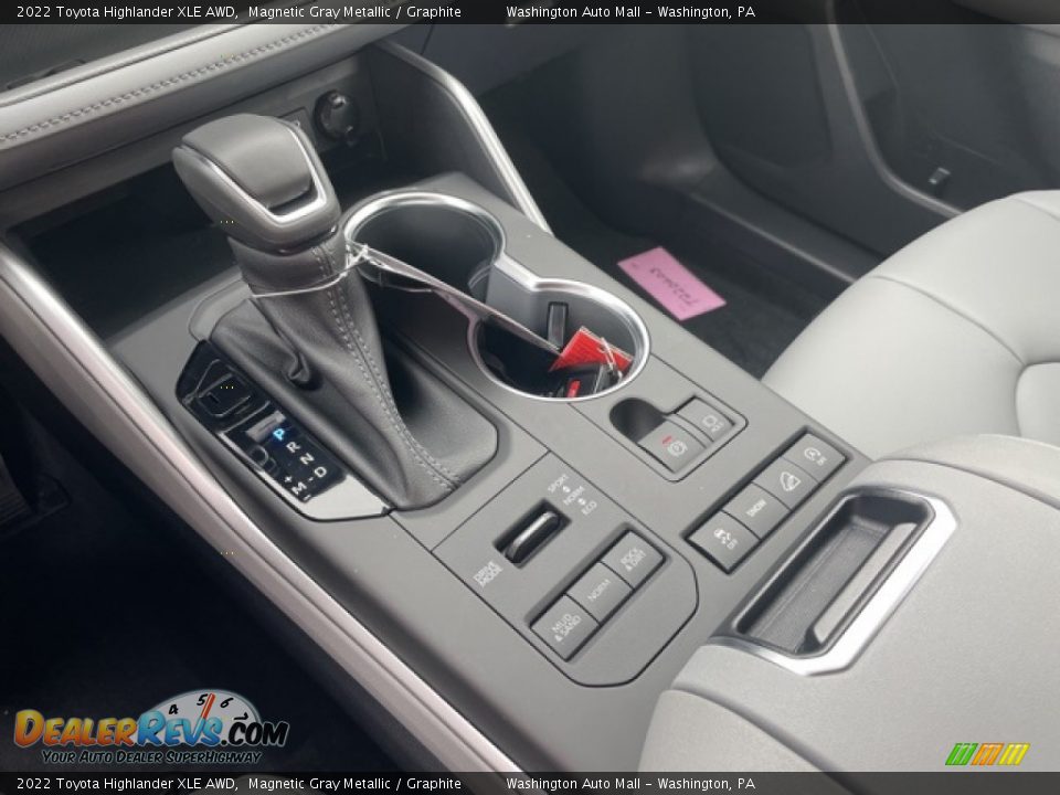 2022 Toyota Highlander XLE AWD Shifter Photo #14