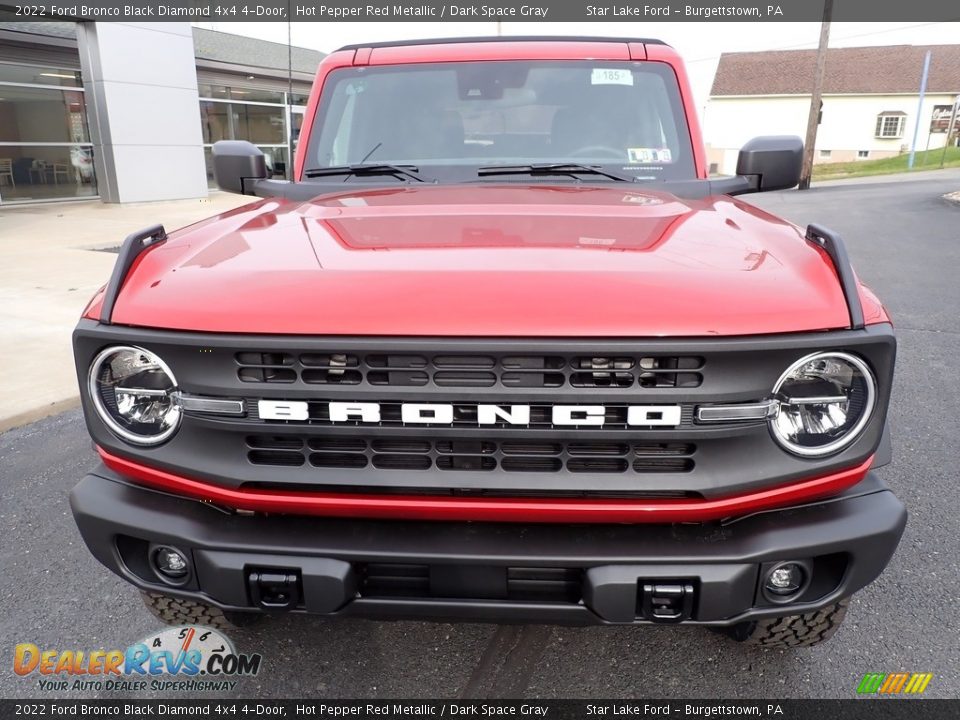 2022 Ford Bronco Black Diamond 4x4 4-Door Hot Pepper Red Metallic / Dark Space Gray Photo #8