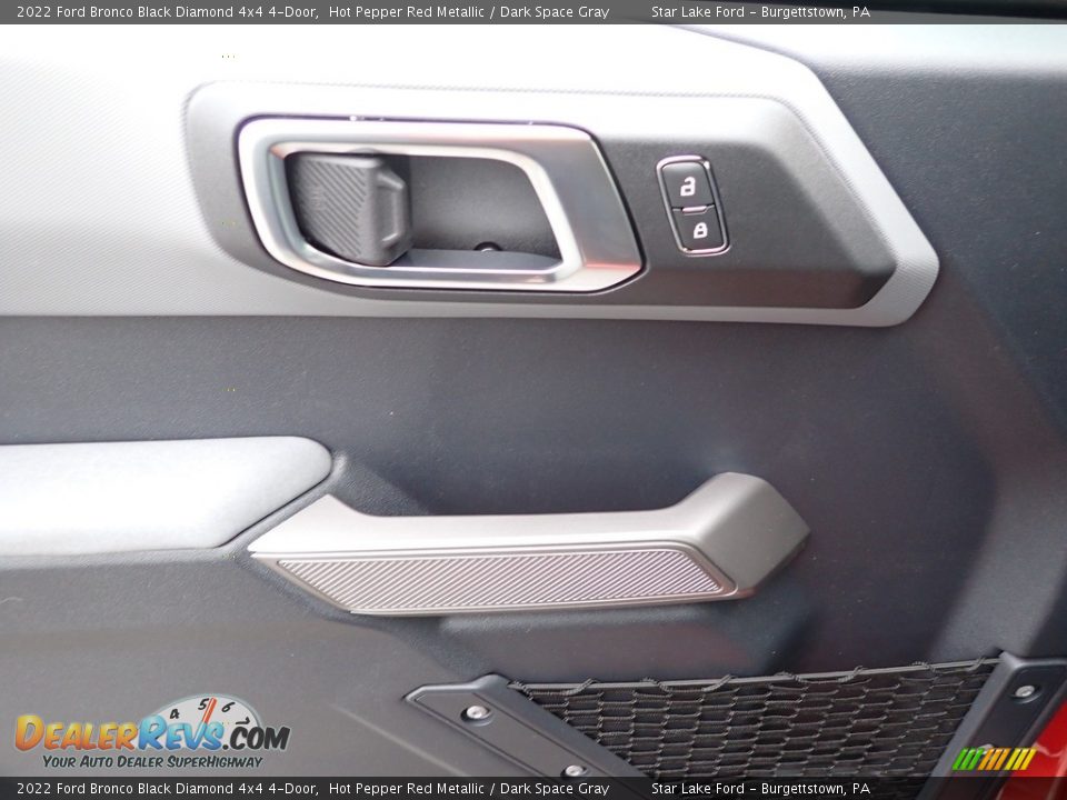 2022 Ford Bronco Black Diamond 4x4 4-Door Hot Pepper Red Metallic / Dark Space Gray Photo #15