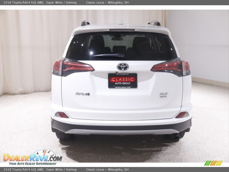 2018 Toyota RAV4 XLE AWD Super White / Nutmeg Photo #19