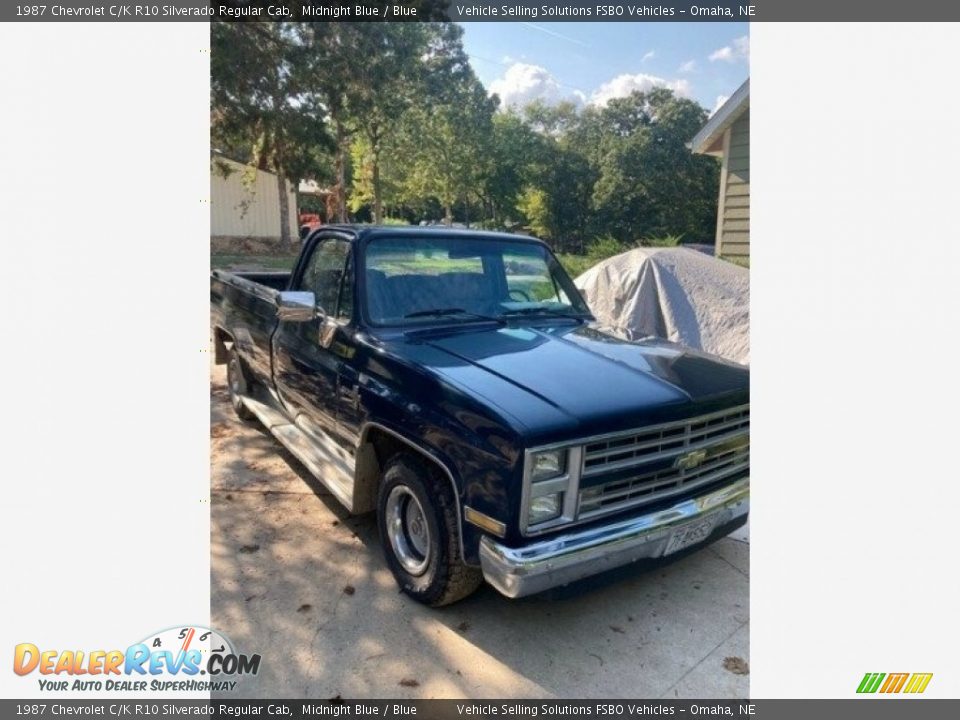 1987 Chevrolet C/K R10 Silverado Regular Cab Midnight Blue / Blue Photo #2