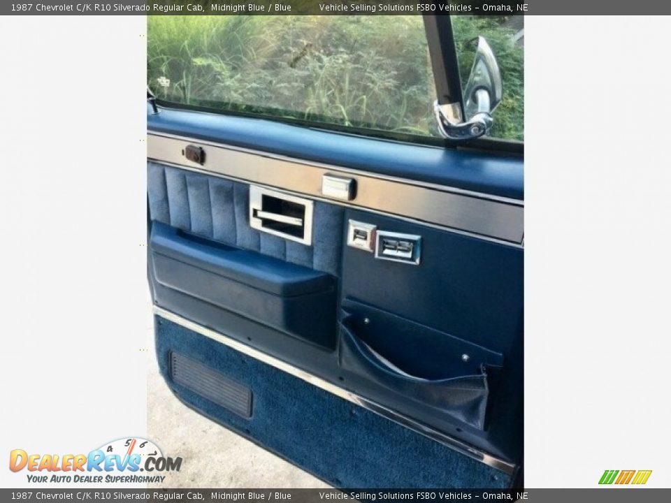 1987 Chevrolet C/K R10 Silverado Regular Cab Midnight Blue / Blue Photo #6
