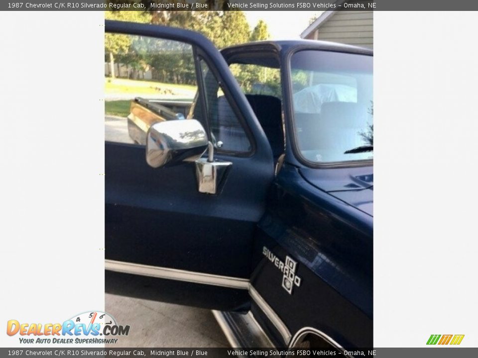 1987 Chevrolet C/K R10 Silverado Regular Cab Midnight Blue / Blue Photo #7