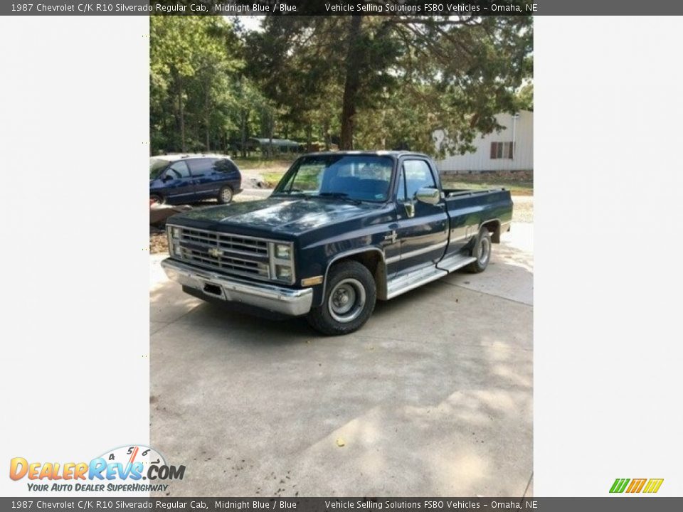 Front 3/4 View of 1987 Chevrolet C/K R10 Silverado Regular Cab Photo #8