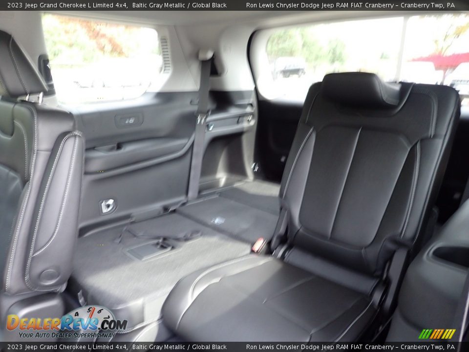 2023 Jeep Grand Cherokee L Limited 4x4 Baltic Gray Metallic / Global Black Photo #13
