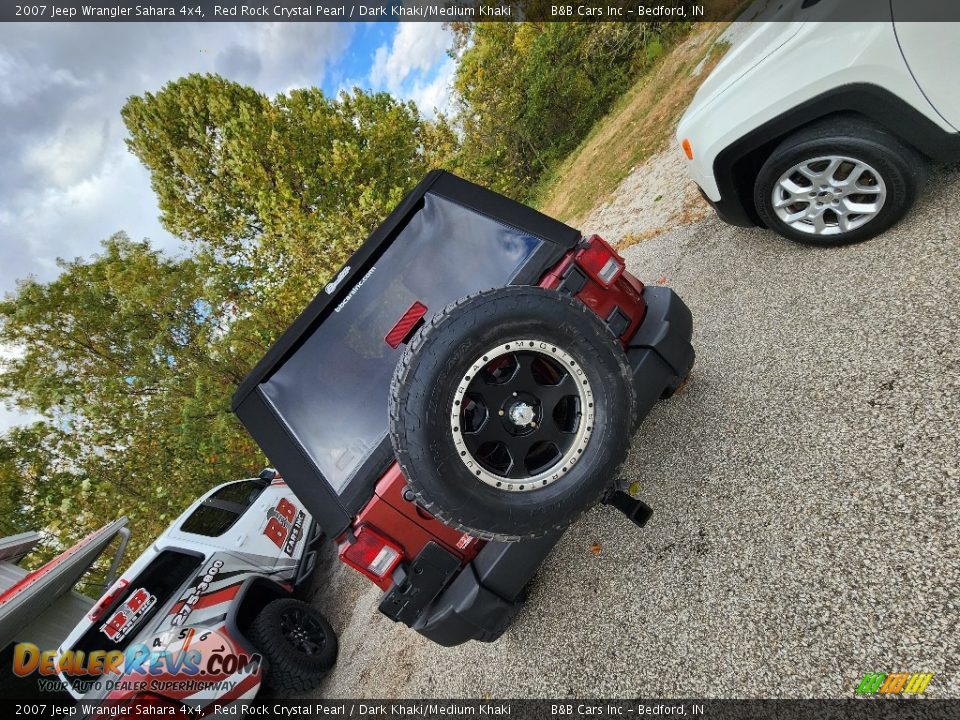 2007 Jeep Wrangler Sahara 4x4 Red Rock Crystal Pearl / Dark Khaki/Medium Khaki Photo #7