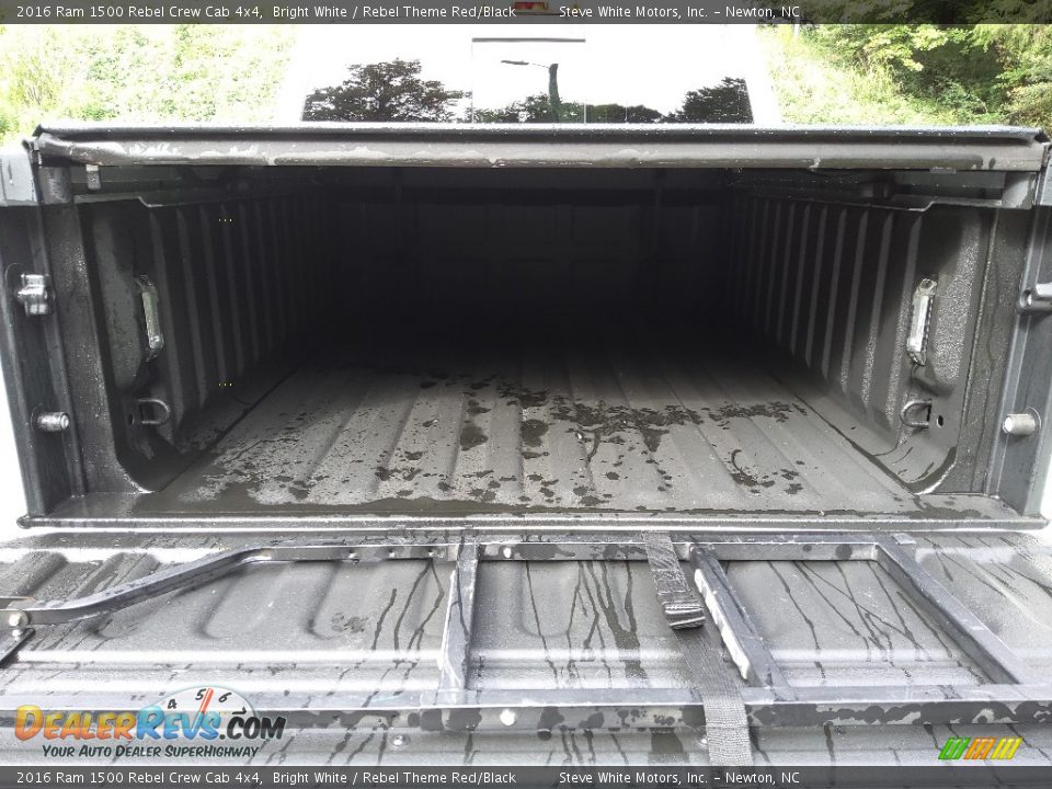 2016 Ram 1500 Rebel Crew Cab 4x4 Bright White / Rebel Theme Red/Black Photo #13