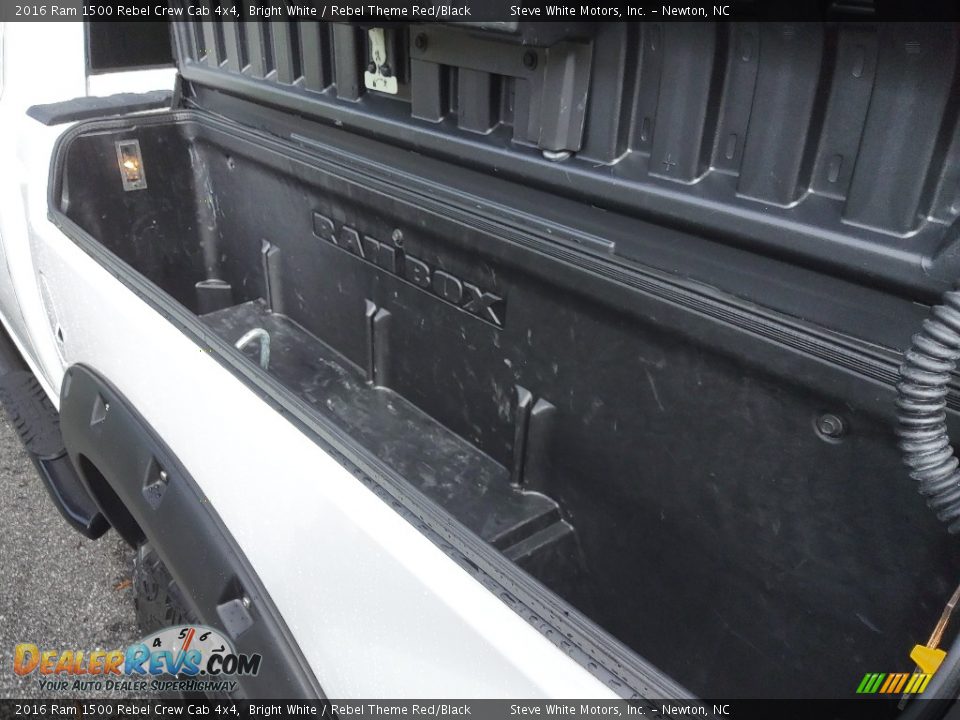 2016 Ram 1500 Rebel Crew Cab 4x4 Bright White / Rebel Theme Red/Black Photo #16