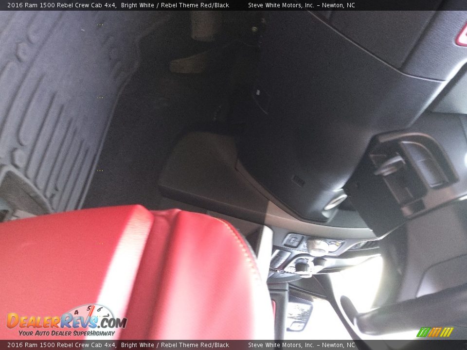 2016 Ram 1500 Rebel Crew Cab 4x4 Bright White / Rebel Theme Red/Black Photo #21